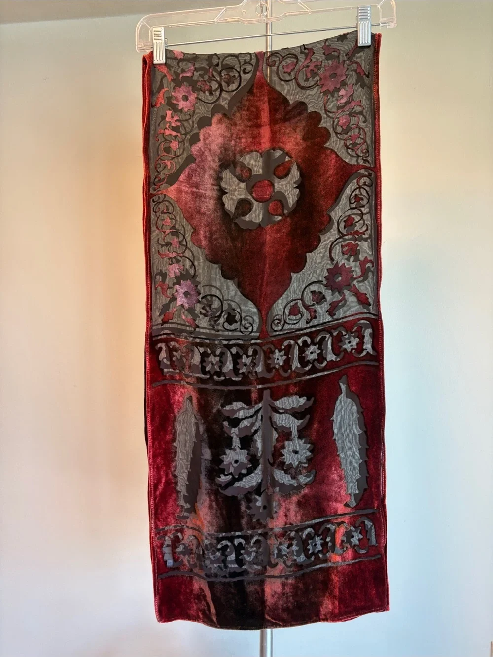 Vintage MoMA Velvet Burnout Scarf – Iridescent Silk Blend Devoré Ornate Folk Mot